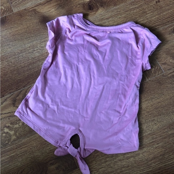 One Step Up pink short sleeve top in Size 5-6 - Picture 2 of 4